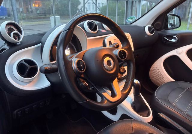 smart forfour 1.0  NAVI/SITZHEIZ./TÜV - foto 2