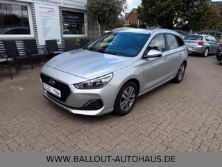 Hyundai i30 cw Trend*1.HAND*KLIMA*NAVI*SPUR*SHZ*KAMERA* - foto 2