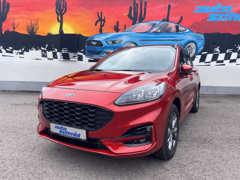 Ford Kuga PHEV ST-Line X + Pano + Fahrer-Assistenz