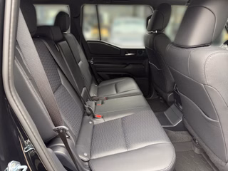 Toyota Land Cruiser Lounge 2,8 D-4D AWD +Panoramadach - bilder 18