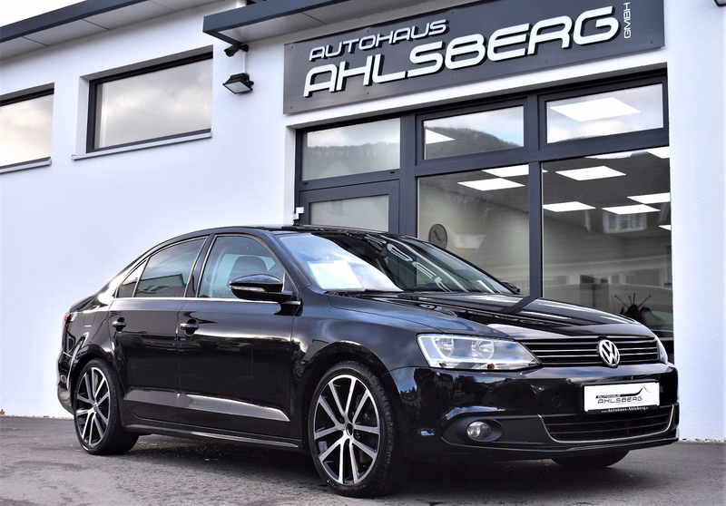 Volkswagen Jetta VI 1.4 TSI Highline PDC/SHZ/Klima