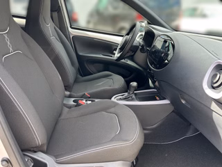 Toyota Aygo X Hybrid Teamplayer + Sitzheizung - foto 19