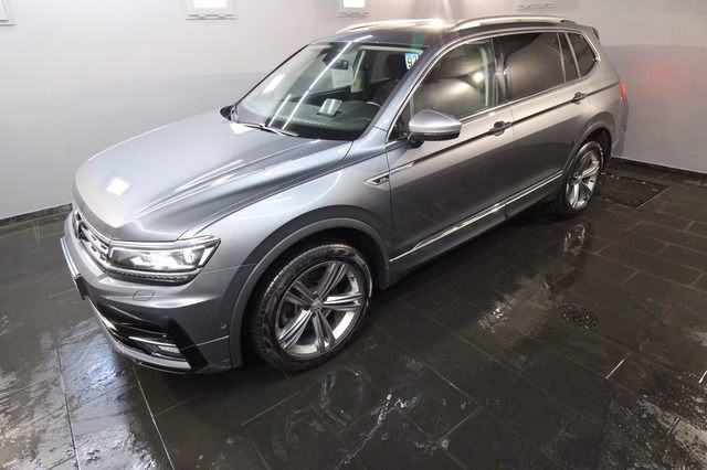Volkswagen TIGUAN ALLSPACE 2.0 TSI R-LINE 4MOTION 7-SITZER|