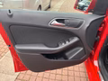 Daumennagel 14 - Mercedes-Benz B 180 *AUTOM*NAVI*SITZHZG*WENIG KM*PDC*LED*