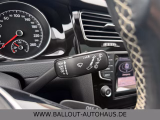 Volkswagen Golf VII Lim.Cup*2.HAND*PANO*KLIMA*NAVI*SHZ*EUR5 - bilder 19