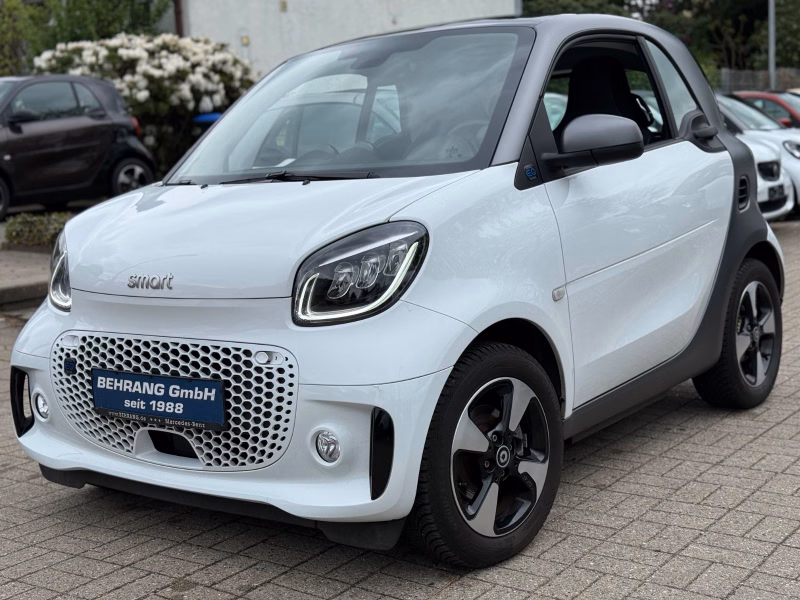 Smart ForTwo*EQ*AMBIENTE*PANORAMA*KAMERA*