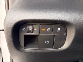 Hyundai INSTER Prime 49 kWh V2L Glas-Dach Wärmepumpe - bilder 16