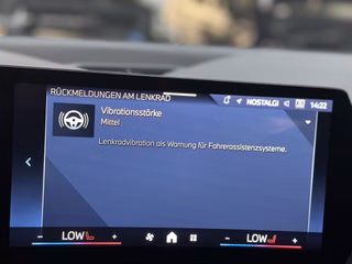 BMW 120 MASSAGE 360KAM HEAD_UP ACC AMBIENTE - bilder 24