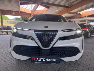 Alfa Romeo Junior Elettrica 115 kW Wärmepumpe, 18-Zoll, 10,25-Zoll-Display - foto 2