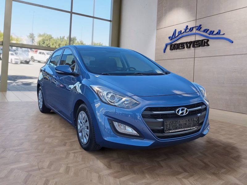 Hyundai i30 1.6 CRDi Navi/Kamera/Pdc/Ganzjahresreif.
