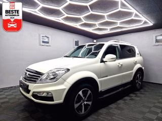 Ssangyong Rexton 2.2 TD Sapphira 4x4|AUTOM|7SITZER|LEDER|