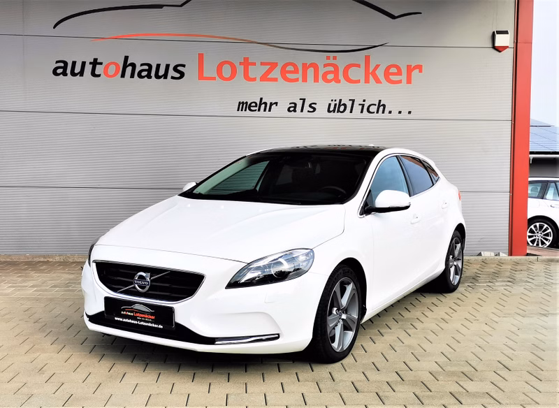 Volvo V40 Momentum 2.HAND|STHZ|BI-XEN|TEMP|KAM|8-FACH