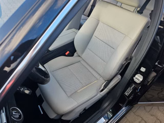 Mercedes-Benz E 250 Limousine*AVANTGARDE*NAVI*XENON*PDC*SHZ* - bilder 2
