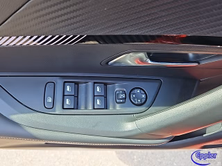 Peugeot 2008 Hybrid 136 Allure   e-DSC6 Navi SHZ PDC - foto 2