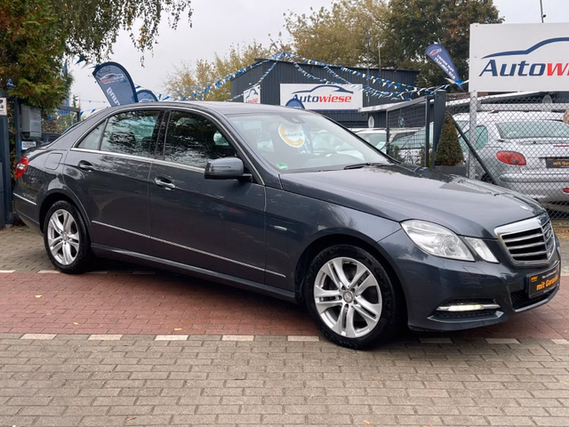 Mercedes-Benz E 350 - foto 1