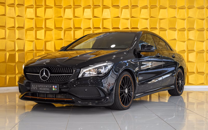 Mercedes-Benz CLA 250 Orange Edition*AMG LINE*NIGHT PAKRT*PANO*