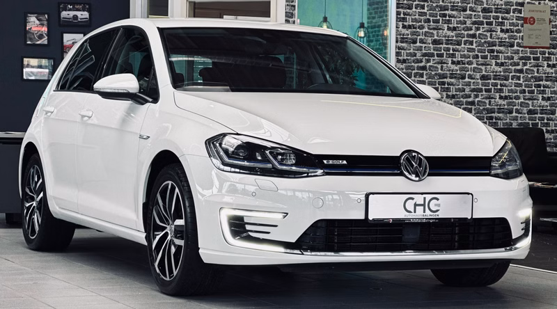 Volkswagen Golf VII e- |LED|Kamera|Assis.|Sonderlackierung |