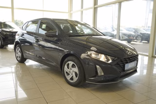 Hyundai i20 1,2 79PS Navi/Winterp/Kamera/Temp/Pdc  **