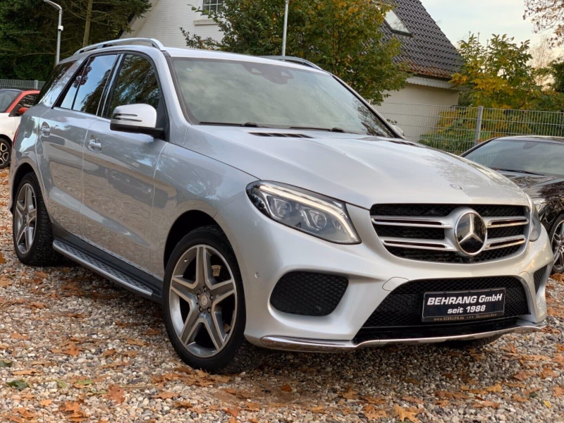 Mercedes-Benz GLE350d 4MATIC AMG STYLING *DISTRONIC*20'ZOLL*