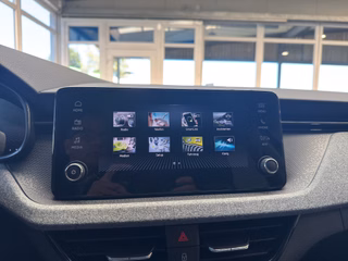 Skoda Scala Selection Autom., LED ACC Kamera CarPlay Allwetter - foto 17