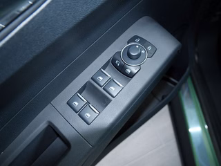 Ford Tourneo Courier 1.0 EcoBoost Active PDC NAVI ACC - foto 6