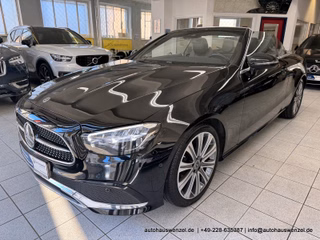 Mercedes-Benz E 200 Cabrio Aut. - LEDER KAMERA 19-ZOLL AIRCAP - foto 30