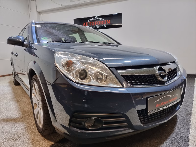 Opel Vectra C Caravan Edition Plus NAVI AHK LEDER
