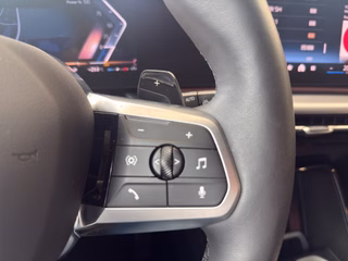 BMW X1 sDrive 18 i M Sport Autom., LED Navi Kamera AHK - bilder 8