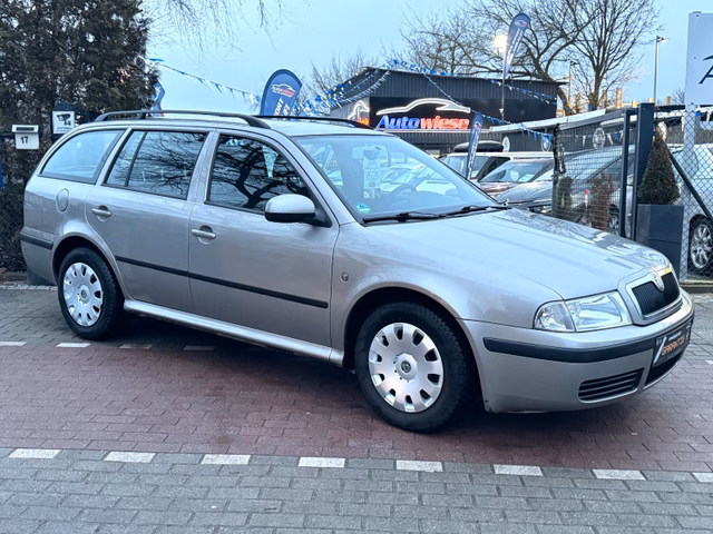 Skoda Octavia 1.6 Combi Tour 1.Hd*Klima*Stdhz*TÜV NEU - foto 1