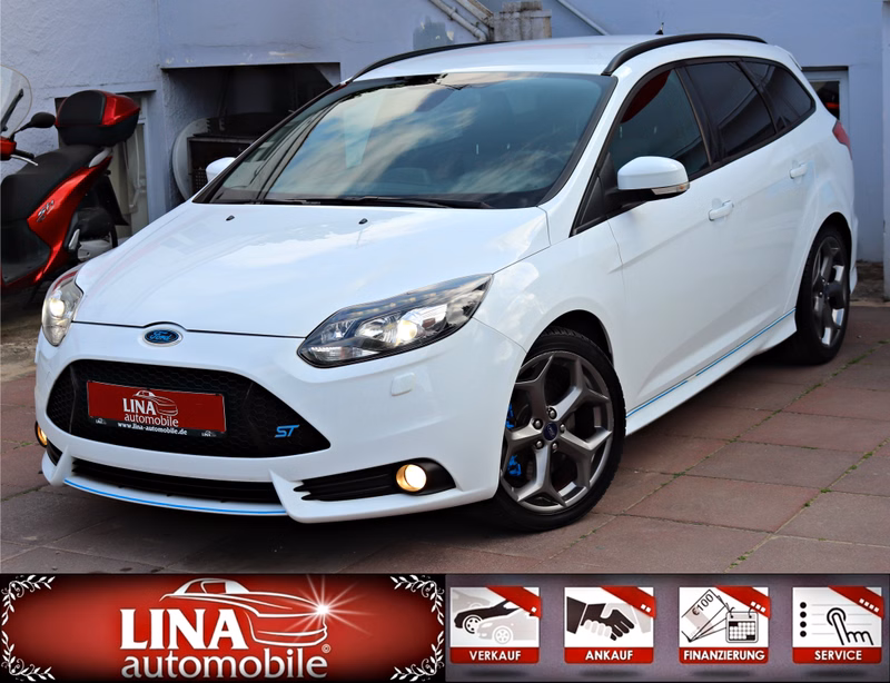 Ford Focus 2.0 ST RECARO 250Ps Leder Xenon PDC SitzHz