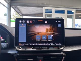 CUPRA Leon Sportstourer 1.5 eTSI Sport Autom., LED Virtual AHK - bilder 17