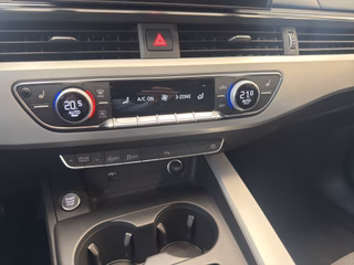 Audi A4 Avant 40 TFSI S line Sport Autom., LED Navi Pano - bilder 12
