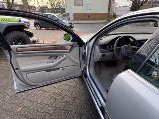 Audi A8 4.2 quattro - foto 13