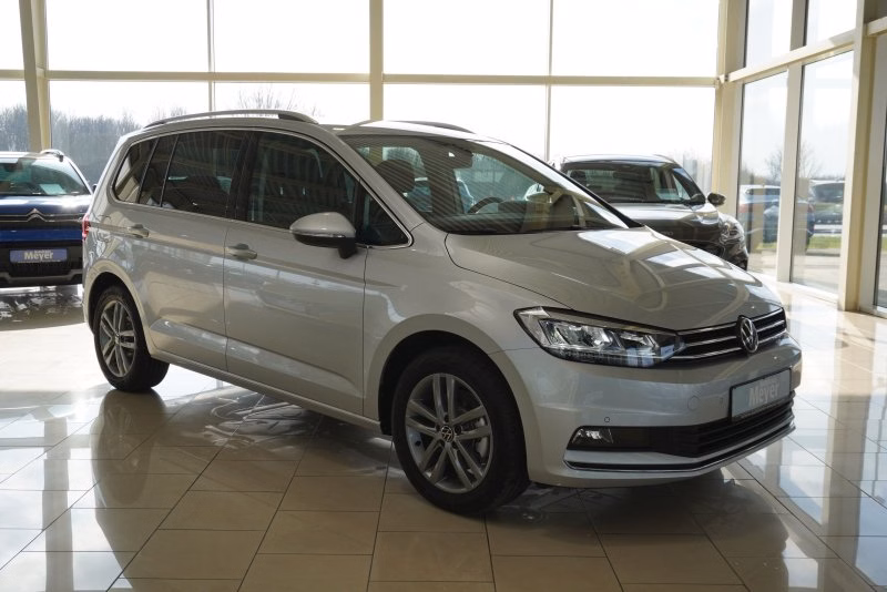 Volkswagen Touran Highl.1,5TSI DSG 7-Sitzer/Kamera/Voll-LED  **