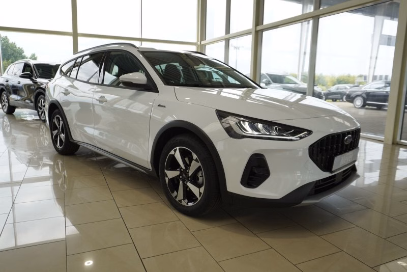 Ford Focus Active X 1,5 115PS aAHK/Navi/Kamera/Winterp.   **