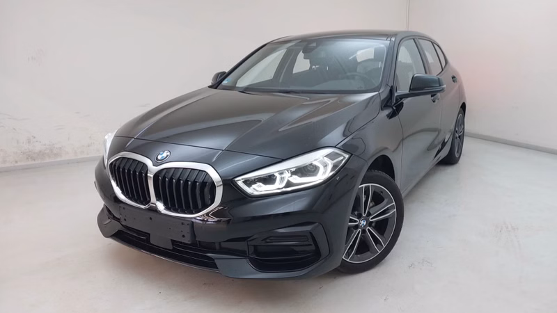 BMW 118i Sport Line KMFRTZGNG/ADAPTLED/CARPLAY/NAVI