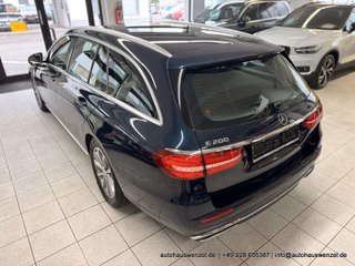 Mercedes-Benz E 200 T Avantgarde - nur 66 tkm - SHD AHK COMAND - foto 9