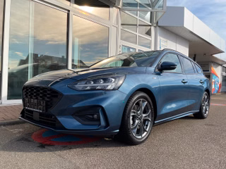 Ford Focus Turnier ST-Line/LED/Navi/Key-Free - bilder 1