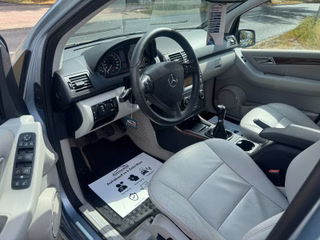 Mercedes-Benz A 200 ELEGANCE*LEDER*PANORAMA*SHZ*VOLL! - foto 1