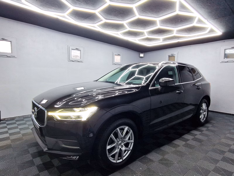 Volvo XC60 Momentum|AUTOM|PANO|LEDER|LED|NAVI|360