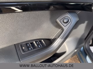 Seat Ateca FR 4Drive*BEATS*KLIMA*ACC*TEMPO*SPUR*NAVI* - foto 9