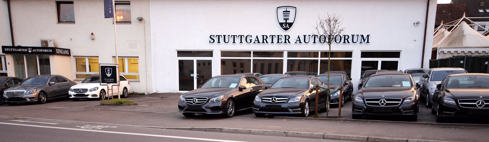 STUTTGARTER AUTOFORUM | Händler für exklusive Fahrzeuge