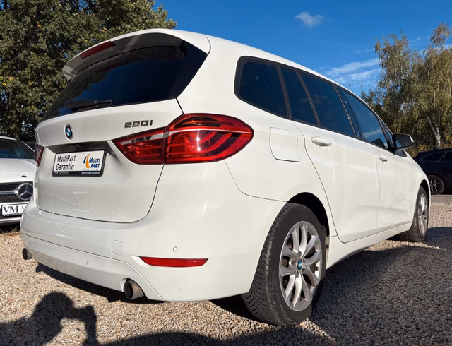 BMW 220 i Gran Tourer Pano*Tempo*SitzHz.*Navi*7Sitz - foto 4