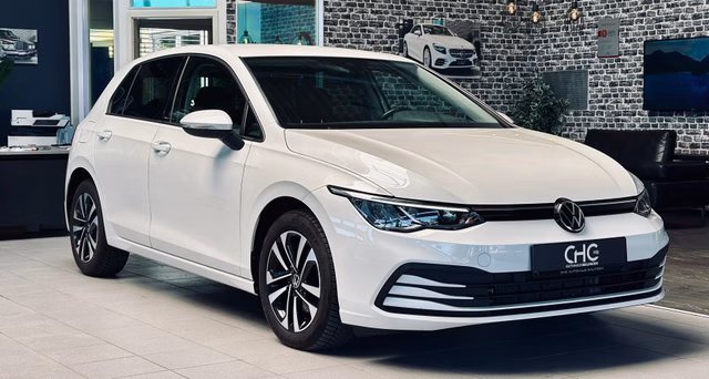 Volkswagen Golf VIII United|NAVI|SHZ|ACC|KAMERA|SPUR |MFL| Gebrauchtwagen Kaufen | EZ 03/2021 | Preis 19.990 €