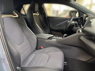 Toyota C-HR 2.0 Plug-In Hybrid FWD Lounge - foto 12