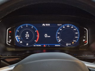 Volkswagen Touran Highline 1,5TSI*7-SITZER*KAMERA*CARPLAY* - photo 3