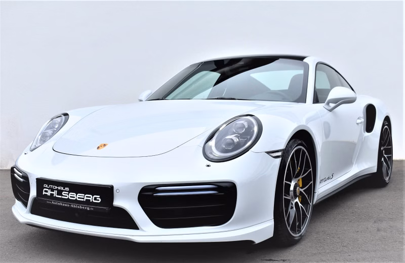 Porsche 911 Turbo S /NAVI/LEDER/LED/LIFT/ACC/GSD/KEYLESS/BOSE