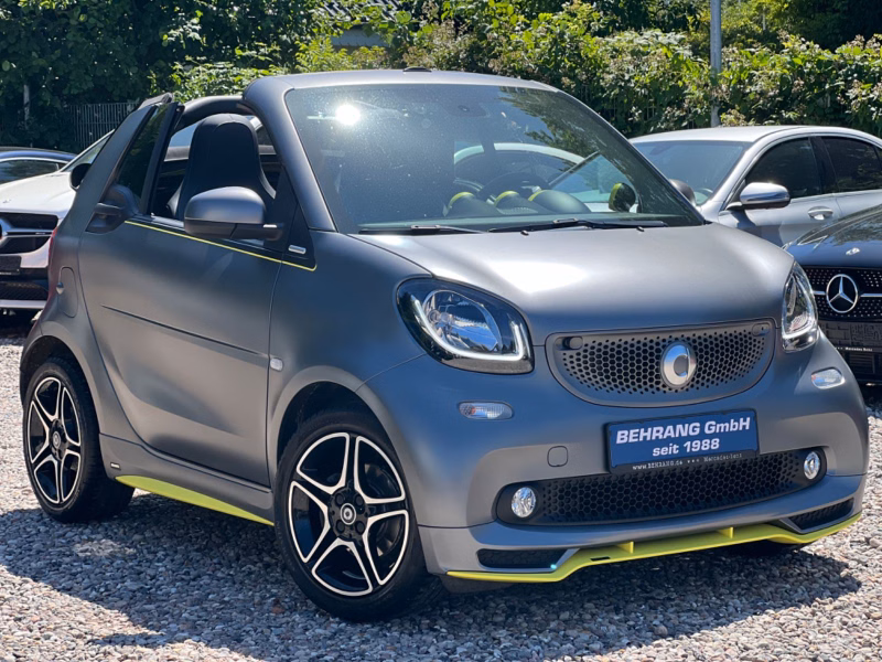 Smart ForTwo*CABRIO*ASPHALTGOLD*BRABUS*KAMERA*