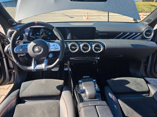 Mercedes-Benz CLA 45s AMG 4Matic*NIGHT PAKET*PANO*LED*SHZ*ACC* - foto 1