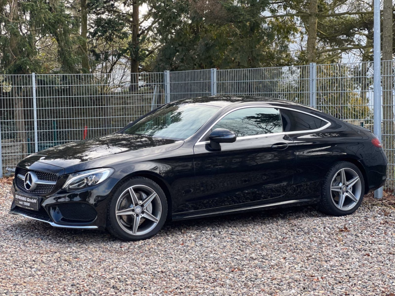 Mercedes-Benz C180 COUPÉ AMG LINE*NAVI*SHZ*18ZOLL*MOD.2016*